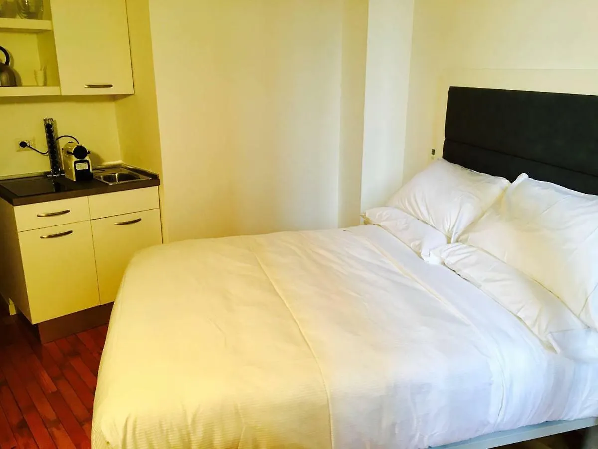 Daire Room Milano